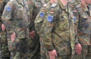 Interview mit einem deutschen Soldaten (© Gemen64 / pixelio.de)